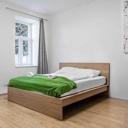 Delightful 2Br Shared Apartment - Ideal For Longstays Wien Eksteriør bilde